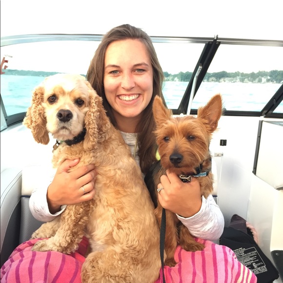 Meet your Posher, Dani - Picture 1 of 1